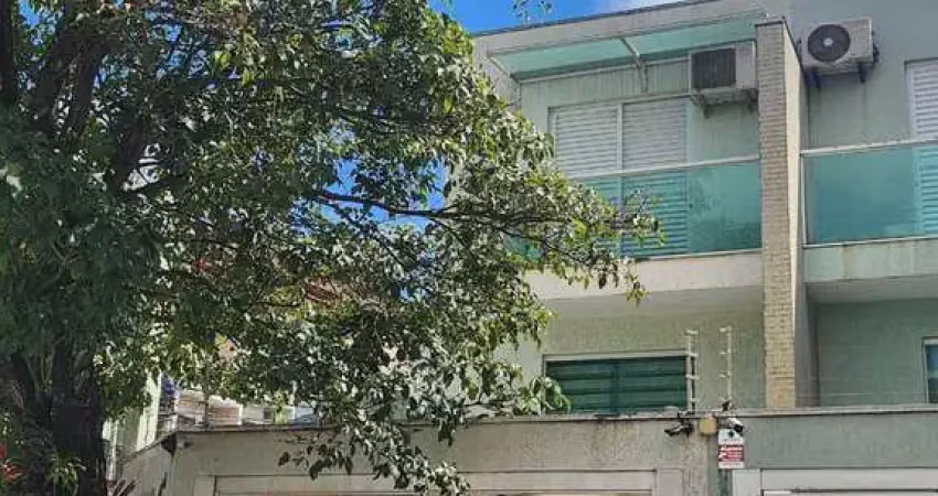 Sobrado frontal com 3 dormitórios para venda na vila esperança