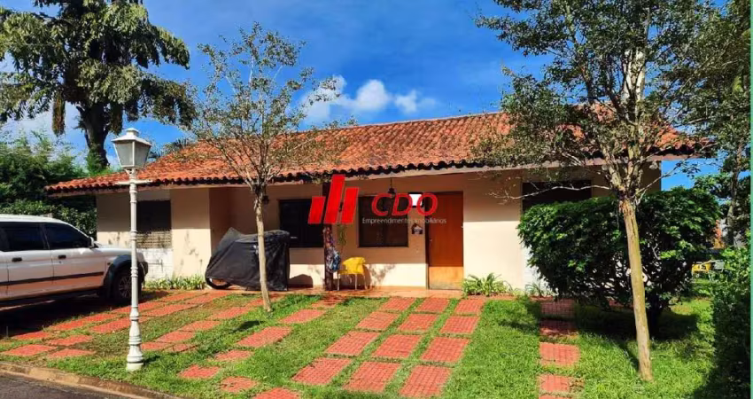 Morumbi sul casa térrea a venda em condomínio, com  4 quartos, sendo 2 suítes, 2 salas, 4 banheiros, 4 vagas, lazer completo no condomínio.