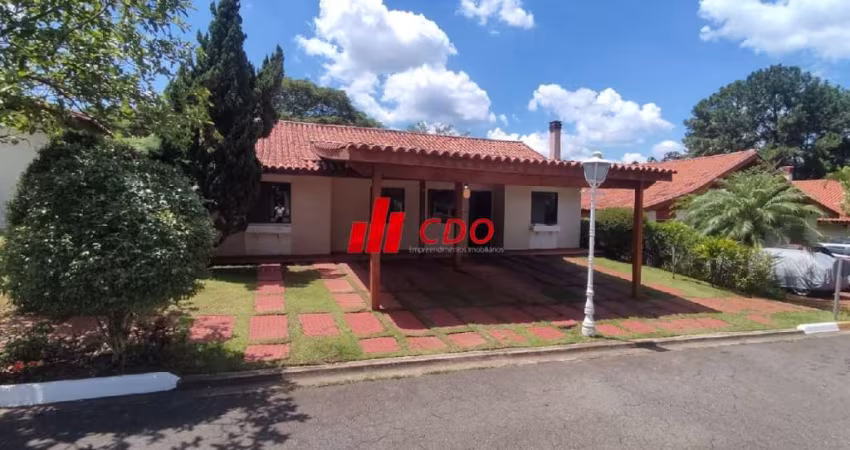 Casa térrea em condomínio no Morumbi Sul: 4 dormitórios, sendo 2 Suítes, 3 Salas, 4 Banheiros, 4 Vagas, quintal,180m²lazaer completo no condomínio