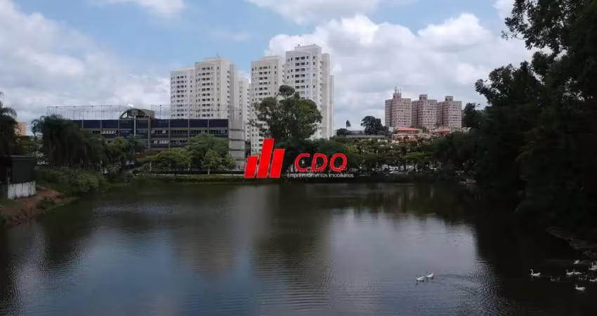 Morumbi sul imperdível: apartamento reformado à venda com 2 dormitórios com armários, sala para 2 ambientes com sacada, útil de 52 m com 1 vaga.