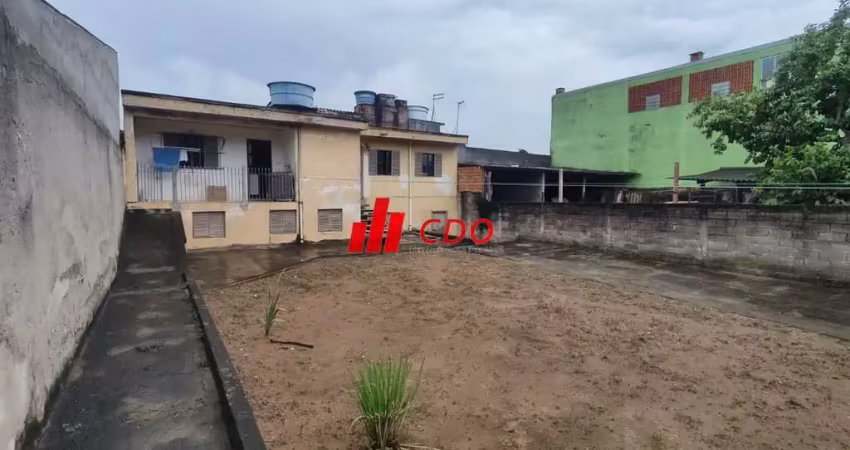 Jardim irene casa a venda com 2 dormitórios 2 salas, cozinha,1 banheiro, área construída de 133 m² terreno de  12.5 x 20 =250m² com 10 vagas