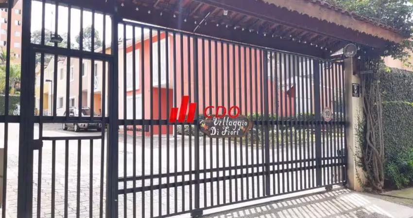 Sobrado a venda  no horto do ype, em condomínio: com 3 dormitórios sendo 1 suíte, 2 salas, 3 banheiros, útil de 110m² com 2 vagas