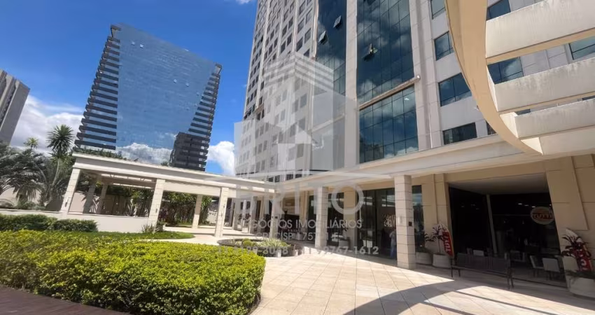 Conjunto Comercial em um moderno complexo ao em frente ao Fórum Trabalhista com amplos espaços, recepção, banheiros, copa e sala de reunião.