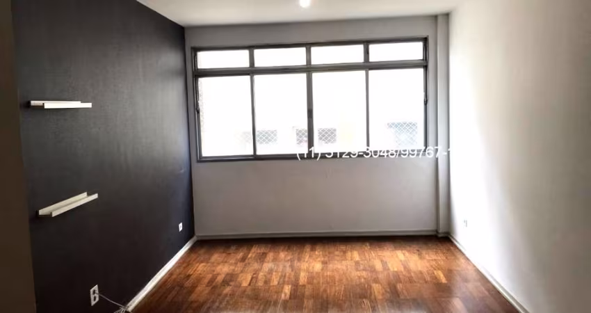 Belíssimo apartamento em Higienópolis próximo ao Mackenzie com 02 dormitórios, 01 vaga de garagem, andar alto e todo reformado