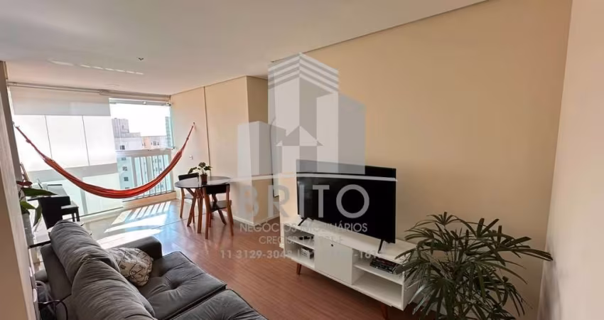Apartamento 02 dormitórios sendo 01 suíte, sala, cozinha, 02 banheiros e 01 vaga.