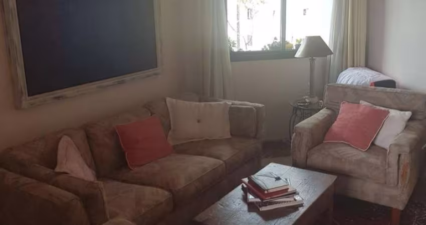 Belíssimo Apartamento com 3 dormitórios,  sendo 1 suite com banheira, closet