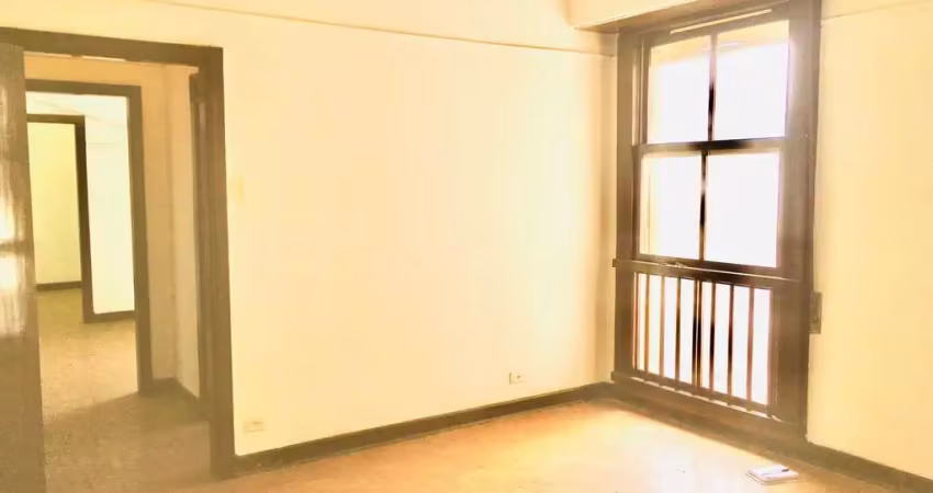 Sala comercial no início da avenida 9 de julho, em excelente localização. dividida em 3 ambientes e recepção e com entrada separada