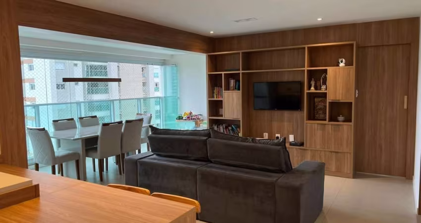 Apartamento para Venda em Mogi das Cruzes, Vila Mogilar, 3 dormitórios, 3 suítes, 4 banheiros, 2 vagas