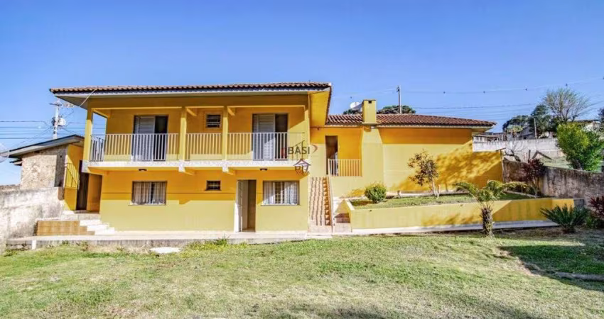 CASA AMPLA 3 DORMITORIOS + EDICULA NO UMBARA