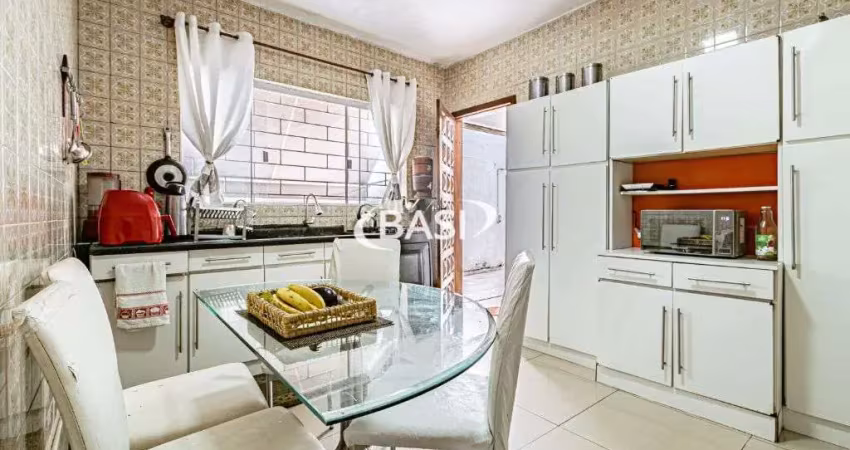 Casa terrea a venda no parolin com 4 quartos e 1 escritorio