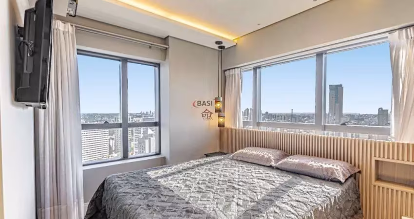Apartamento de dois dormitorios no trigesimo primeiro andar, com umas das vistas mais incriveis que voce tera da cidade!
