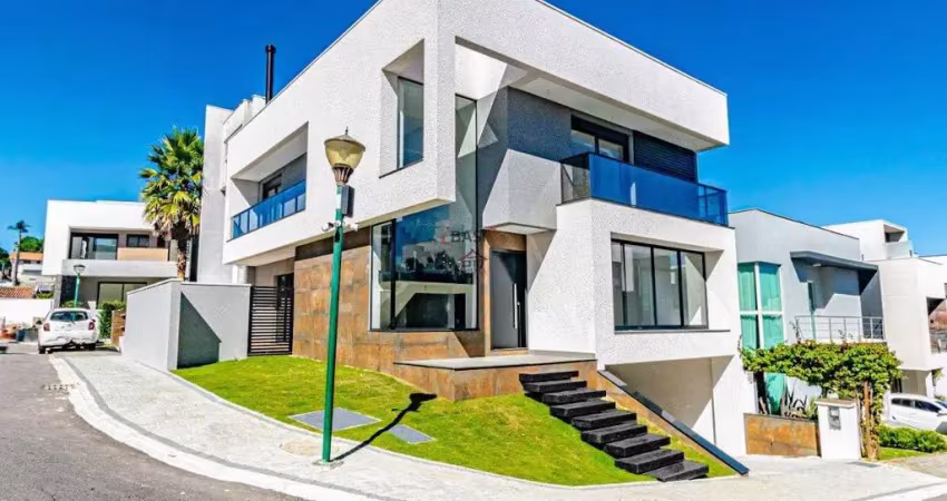 Casa com 3 suítes, 6 vagas