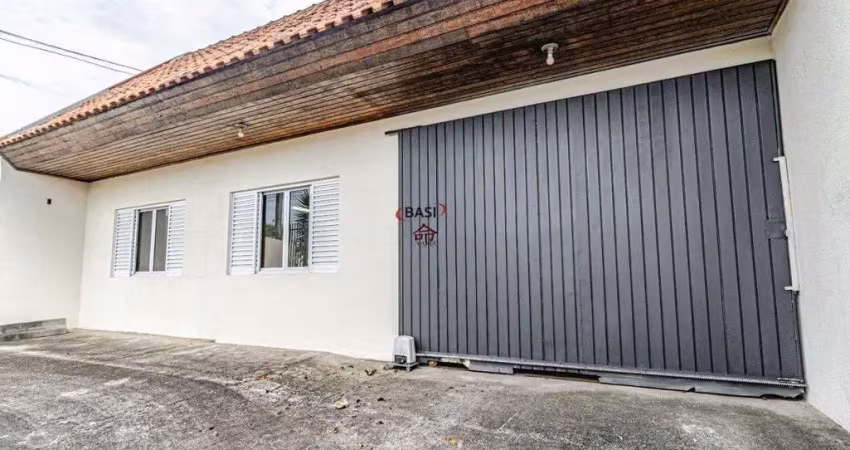 Casa à venda na Rua Sebastião Rosa Lima, 374, Xaxim, Curitiba