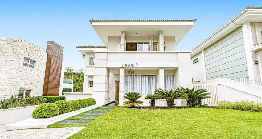 Casa com piscina no condomÍnio Le Parc, 4 suÍtes, 4 vagas