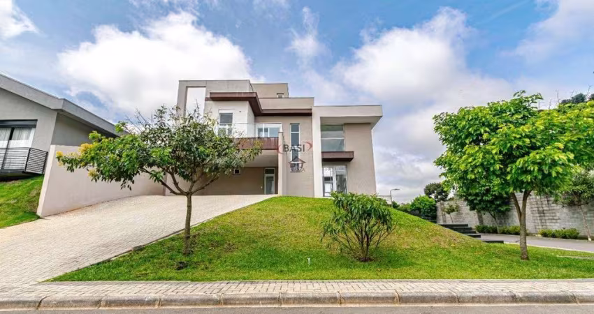 Casa em condomínio de altíssimo padrão com 3 suítes