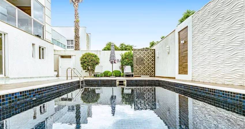 Casa com piscina no condominio le parc, 4 suites, 4 vagas