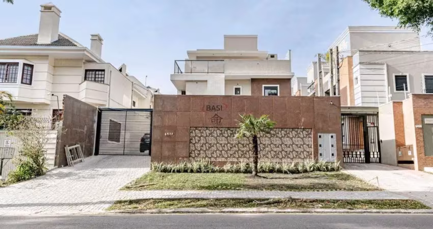 Casa em condominio, jardim social com acabamentos de primeira