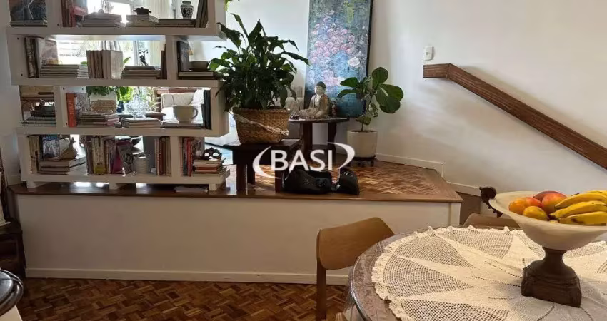 Excelente apartamento garden a venda nas merces com deck , tres dormitorios e duas vagas de garagem !!!!