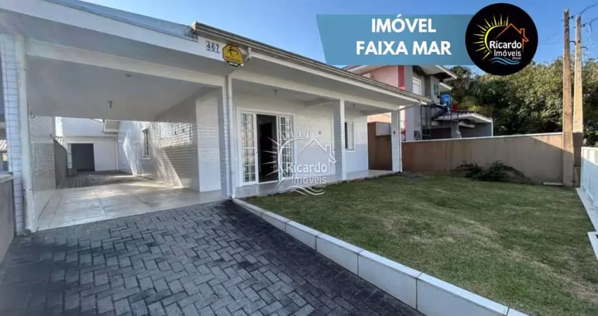 Casa com 3 quartos à venda na Rua Suíça, 467, Atami, Pontal do Paraná