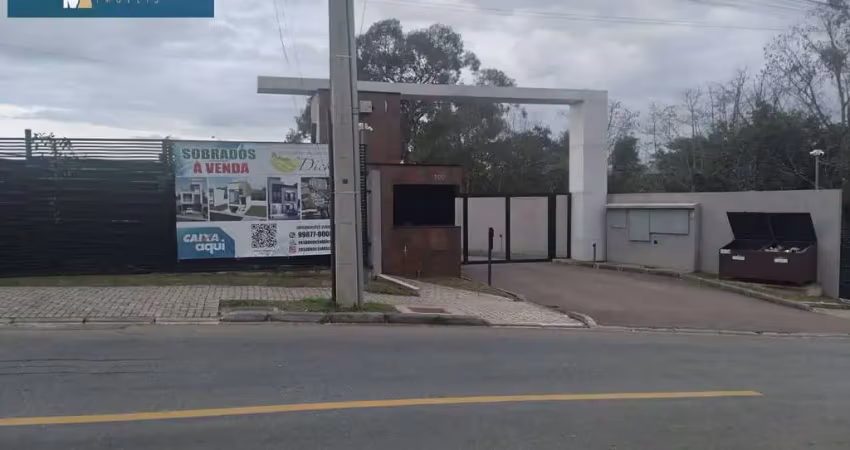 Sobrado em condominio fechado no santa candida com 131,68 m².