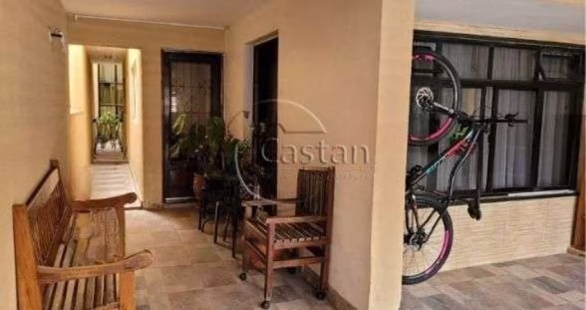 Casa com 5 quartos à venda na Travessa Aida Lacasa, --, Vila Ema, São Paulo