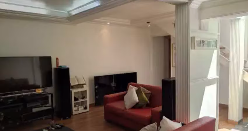 Casa em condomínio fechado com 3 quartos à venda na Rua Santana do Araguaia, --, Vila Prudente, São Paulo