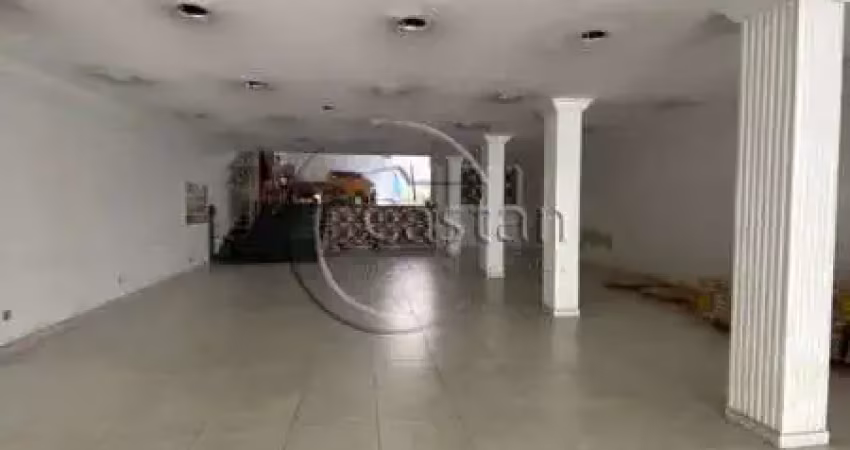Barracão / Galpão / Depósito à venda na Avenida Álvaro Ramos, --, Água Rasa, São Paulo