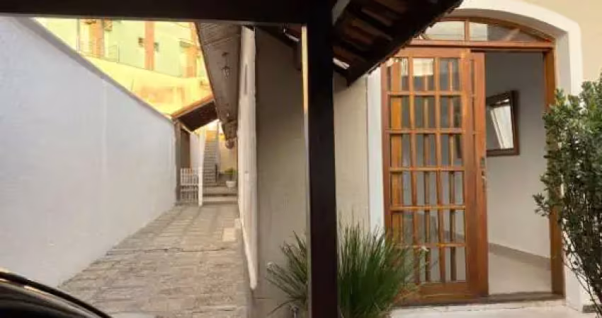 Casa com 3 quartos à venda na Rua Pereira Jácome, --, Mooca, São Paulo