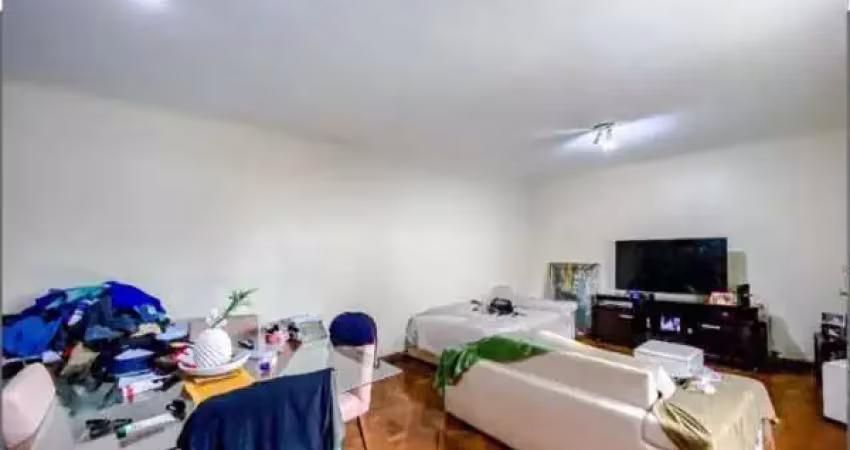 Casa com 3 quartos à venda na Rua Moacir de Almeida, --, Água Rasa, São Paulo