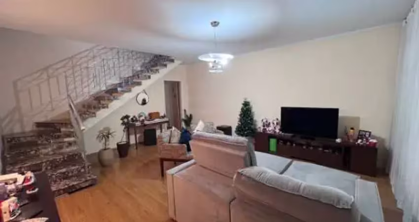 Casa com 3 quartos à venda na Rua Itamaracá, --, Mooca, São Paulo