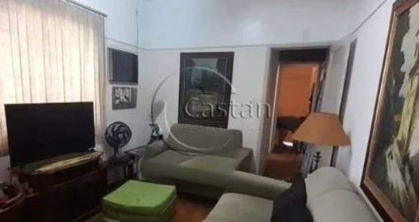 Casa com 2 quartos à venda na Rua Barão de Penedo, --, Água Rasa, São Paulo
