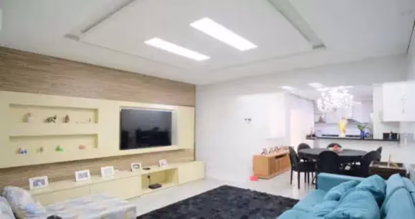 Casa com 3 quartos à venda na Rua São Bernardo, --, Tatuapé, São Paulo