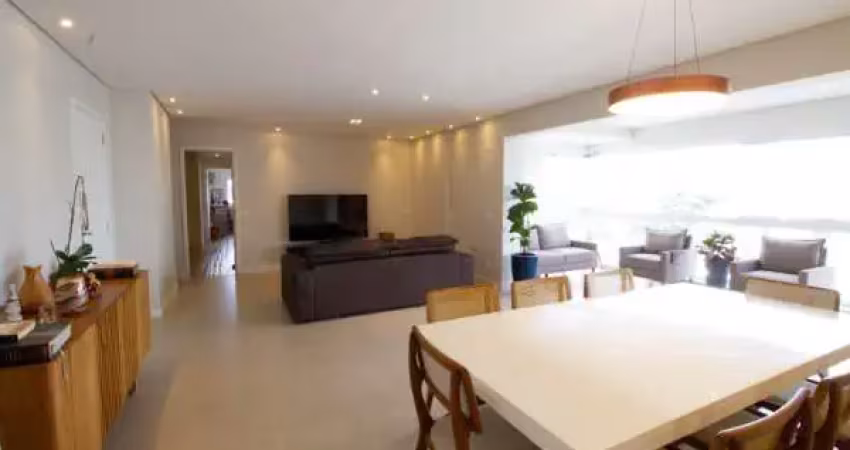 Apartamento com 3 quartos para alugar na Rua Olímpio Portugal, --, Mooca, São Paulo