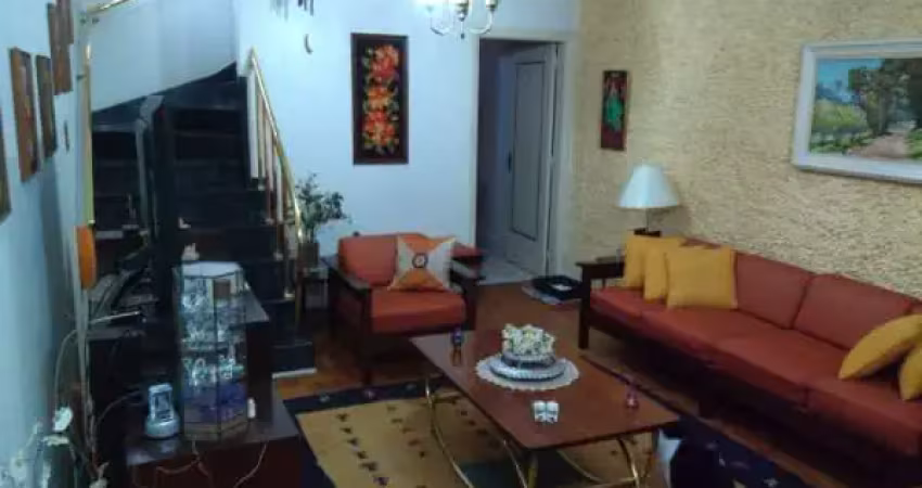 Casa com 3 quartos à venda na Rua Gama Cerqueira, --, Cambuci, São Paulo