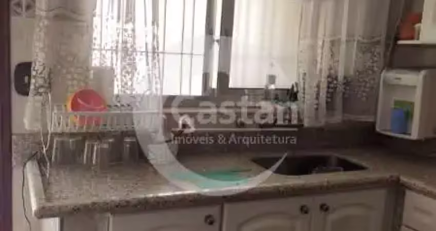 Casa com 3 quartos à venda na Rua Protágoras, --, São Lucas, São Paulo