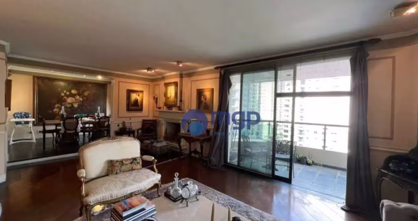 Apartamento com 4 dormitórios à venda, 220 m²  - Itaim Bibi