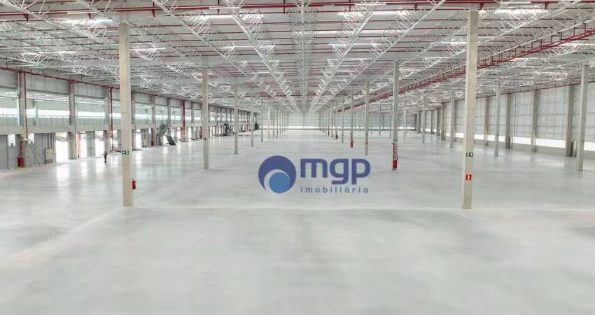 Galpão em Condomínio para Alugar às Margens da Rodovia Régis Bittencourt - R$ 30/m² - 2.835 m² - Embu das Artes/SP