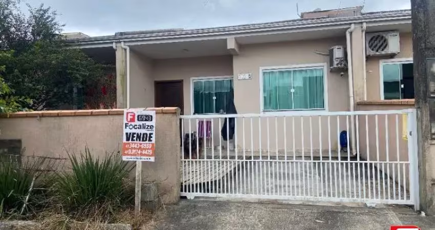 Casa com 2 quartos à venda na Rua Bonito Lindo, 645, São José, Itapoá
