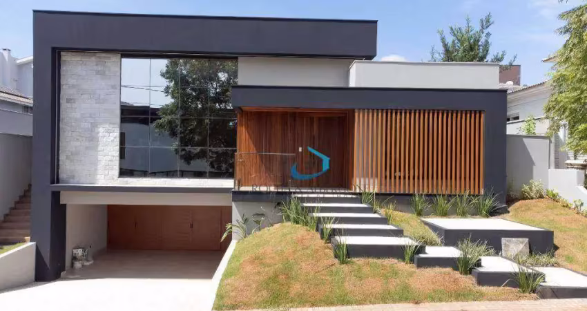 Casa Térrea Nova Condomínio Sun Lake Com 3 suítes 4 Salas Gourmet Piscina Aquecida Completa de Planejados Iluminação Energia Fotovoltaica 4 vagas