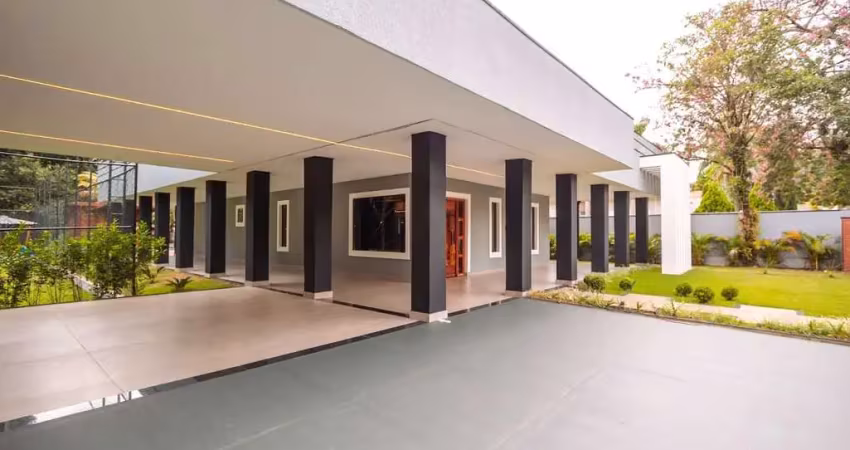 Chácara à Venda no Condomínio Vale das laranjeiras com 03 suítes sendo 02 com closet – Indaiatuba - Sp.