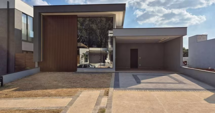 Linda casa a venda! Condomínios Duas Marias