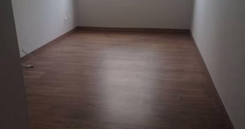APTO. TERRA DA UVA - 2 DORMS. - 1 VAGA COBERTA - DESOCUPADO