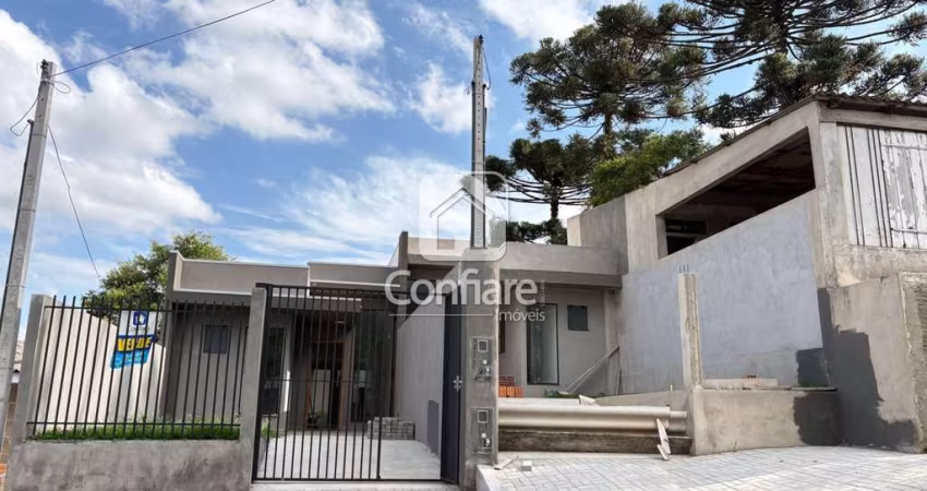 Casa com edícula e churrasqueira