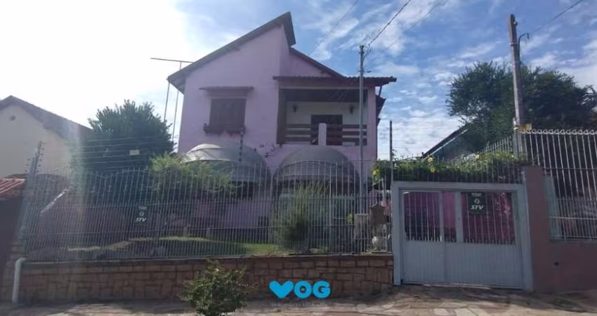 Casa no bairro Santa Tereza - Vila dos Comerciários - 5 dormitórios