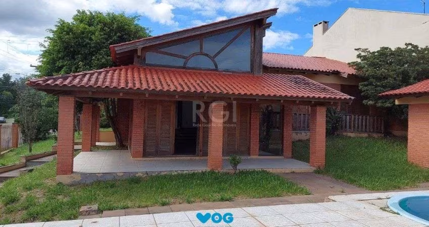 Casa no bairro Espirito Santo - 3 dormitórios