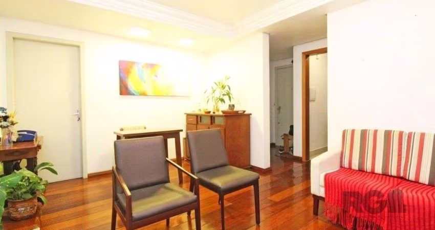 Excelente cobertura de 134m² com 3 dormitórios e 2 vagas.