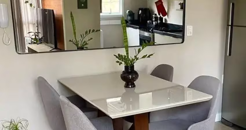 Apartamento com 02 quartos e 01 vaga escriturada no bairro cavalhada