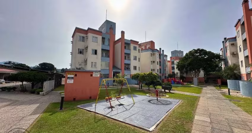 Apartamento com 3 quartos para alugar no Velha Central, Blumenau 