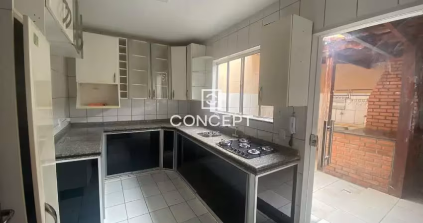 Casa em condomínio fechado com 3 quartos para alugar na Alexandre Barros, 201, Chácara dos Pinheiros, Cuiabá