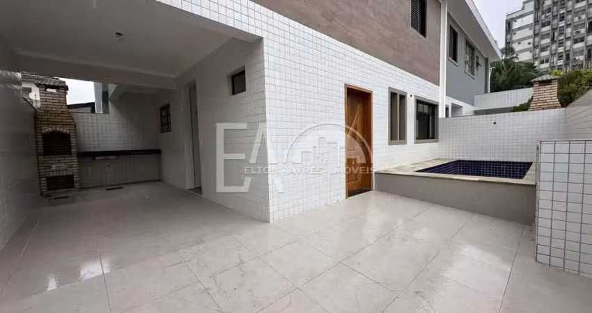 Sobrado com 3 dorms, Vila Belmiro, Santos